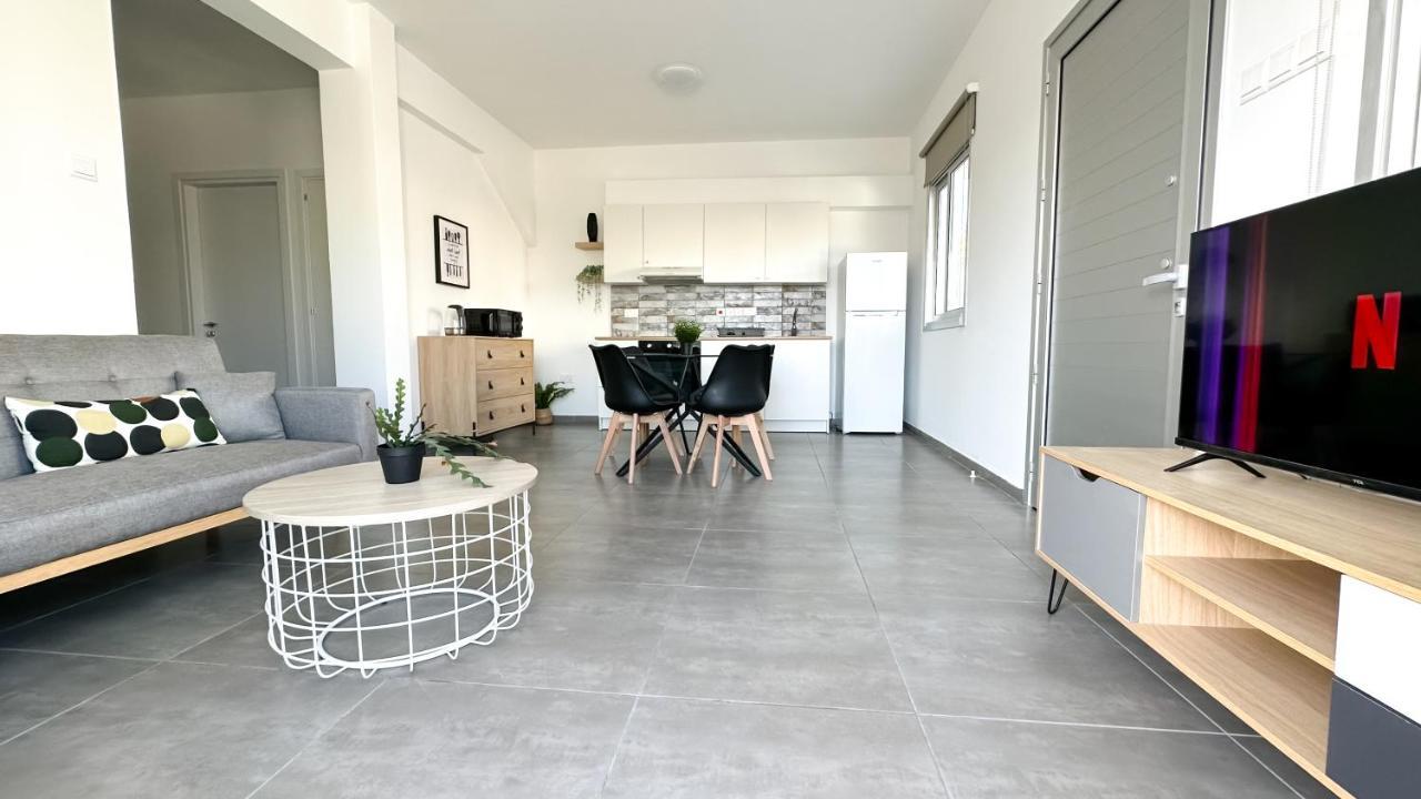 Vacation Mode Apartment Aya Napa Dış mekan fotoğraf